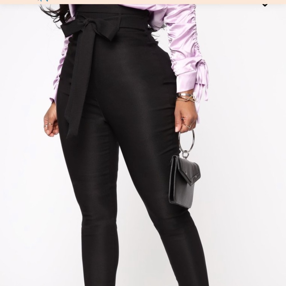 Fashion nova skinny leg trousers